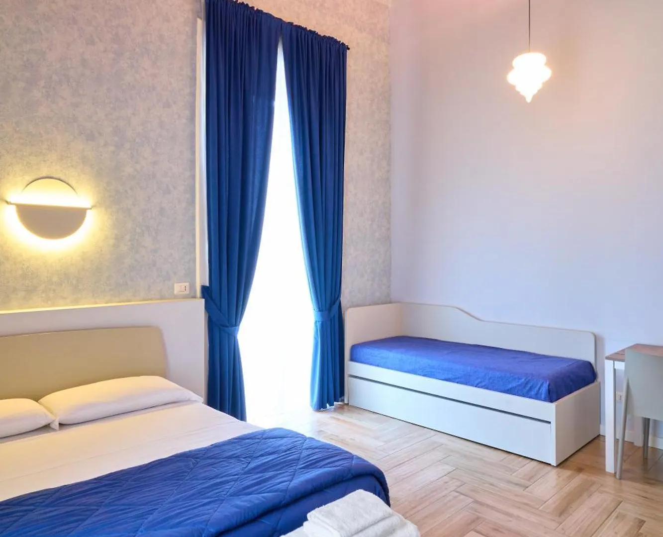 Toto E Peppino Luxury Rooms ナポリ 0*,