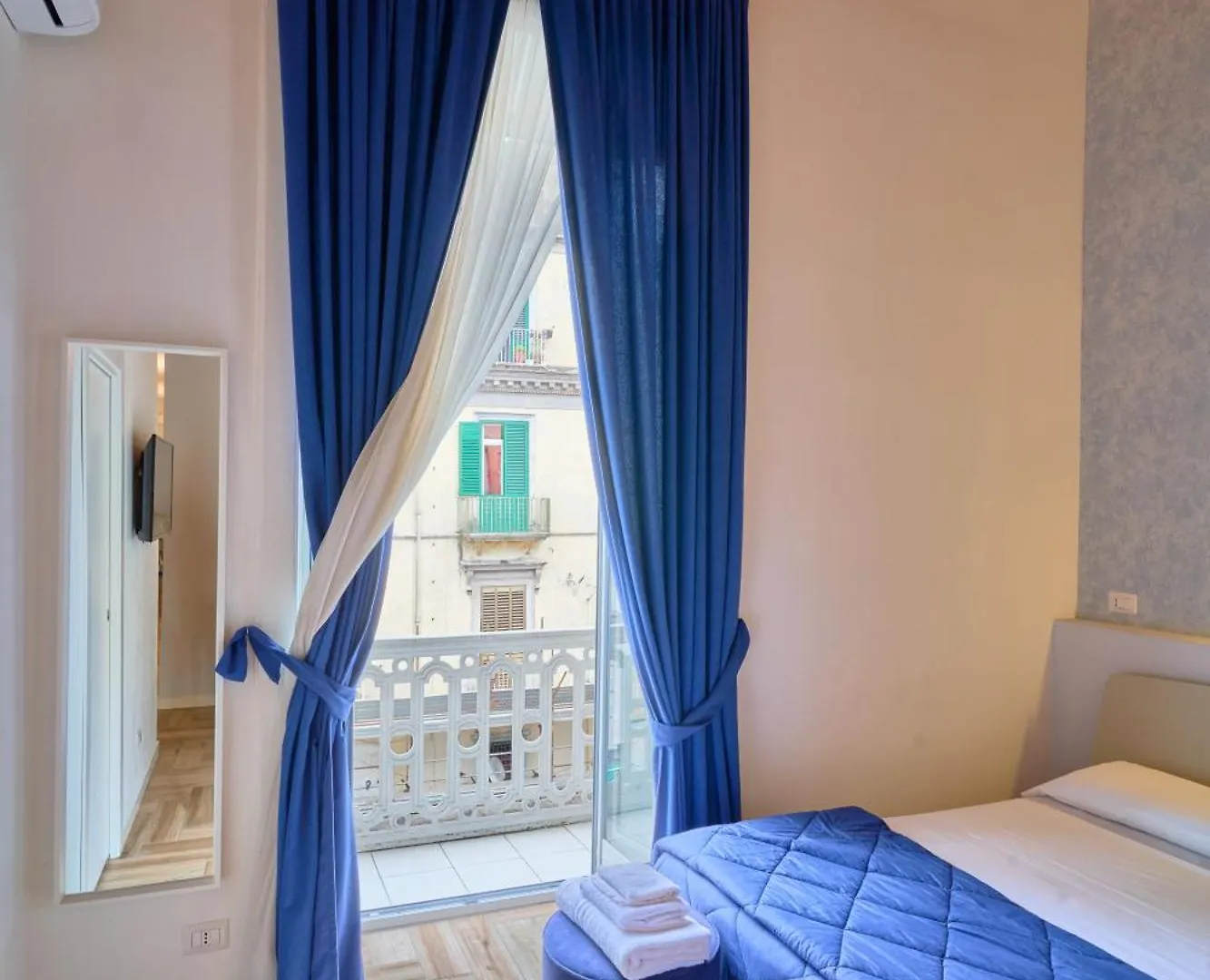 ゲストハウス Toto E Peppino Luxury Rooms ナポリ