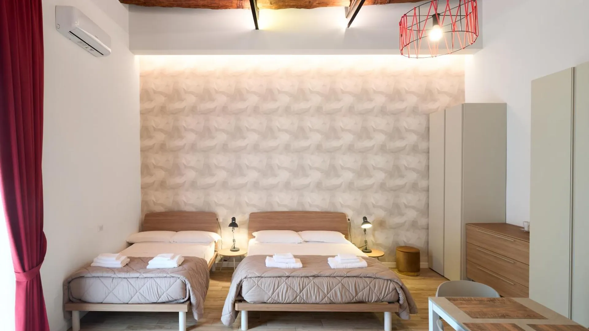 Toto E Peppino Luxury Rooms ナポリ ゲストハウス