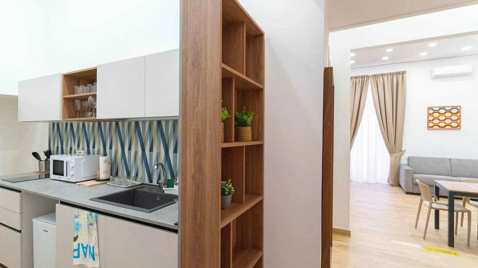 Toto E Peppino Luxury Rooms Naples 0*,
